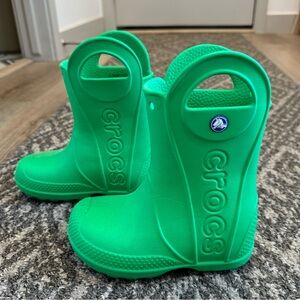 CROCS KIDS’ HANDLE IT RAIN BOOT - Grass Green Size 10
